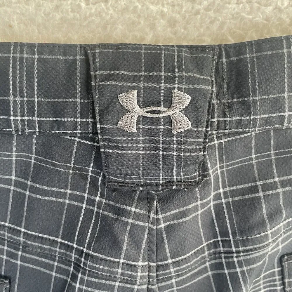 Under Armour Golf Shorts Mens Sz 38 Black Check Chino Flat Front Performance